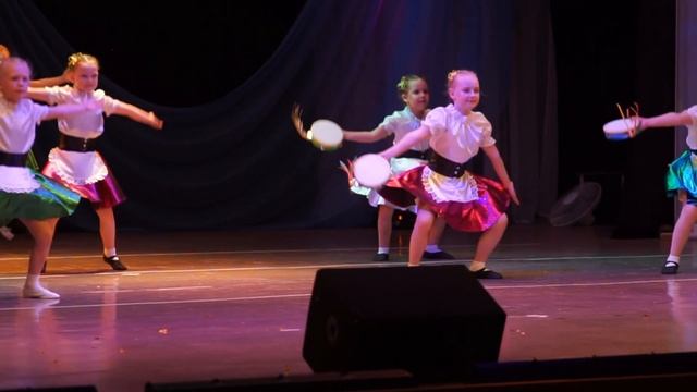 Занятия танцами // Как это было // Путь с 3 до 8 лет смотреть онлайн