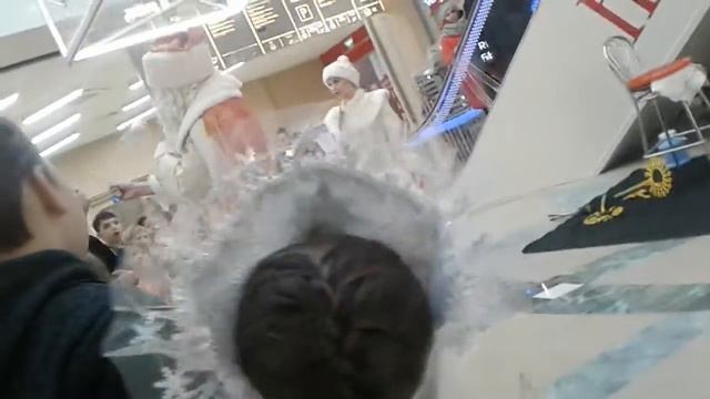 В торговом центре #2 смотреть онлайн
