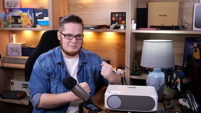 Обзор AUN AKEY6 - мой первый домашний Full HD проектор из Китая смотреть онлайн