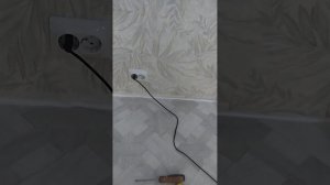 укладка линолеума и промазка швов герметиком, между стеной и линолеумом, всех с днем отца, здоровья