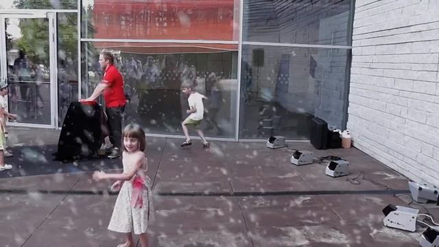 Warszawa - Piknik w Centrum Nauki Kopernik - otwarcie Parku Odkrywców смотреть онлайн