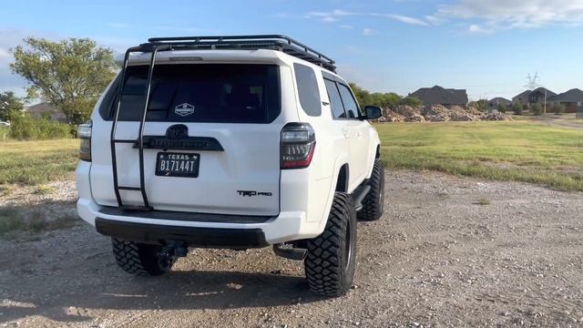 Toyota 4Runner Toytec 1" Body Lift + Icon Suspension Walk Around 5TH GEN смотреть онлайн