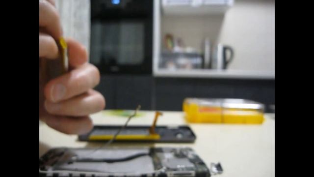 Замена батареи Honor 5C смотреть онлайн