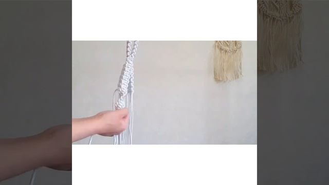 DIY. Макраме кашпо для цветов техникой макраме своими руками.MACRAME PLANT HANGER. смотреть онлайн