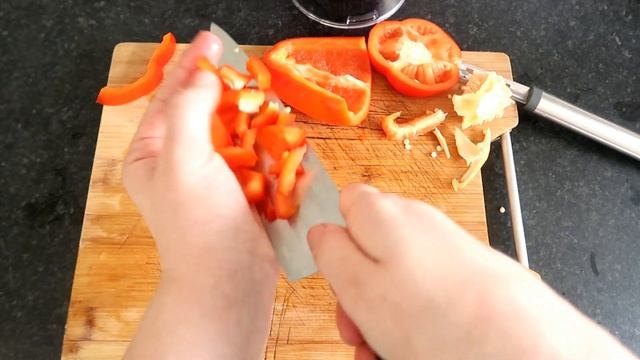 Recette Gaspacho Tomates en 5 minutes / Tomato gazpacho recipe / وصفة طماطم جازباتشو смотреть онлайн