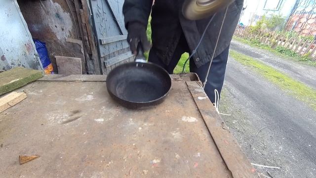 как почистить сковороду от нагара, самое лучшее и эффективное средство! смотреть онлайн