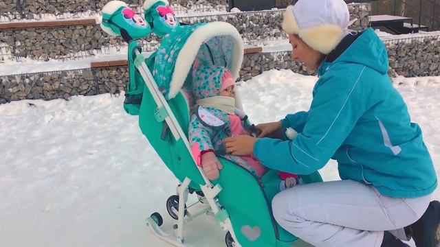 Санки коляска - это зимняя коляска трансформер с удобным механизмом смены колес на полозья! смотреть онлайн