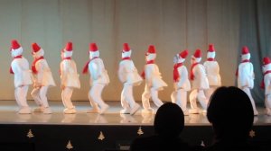 Танец снеговиков