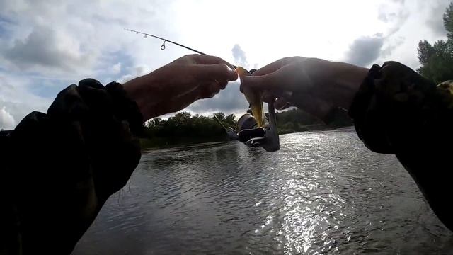 Мормышинг. Ловля ельца на течении. Рыбалка на Алтае. смотреть онлайн