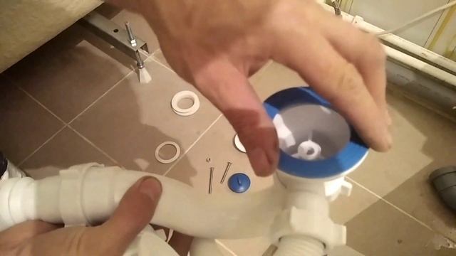 Сборка и установка сифона на акриловую ванну смотреть онлайн