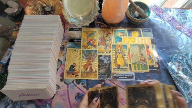 The Muthfkn Space Goddess Gypsy Oracle is going live! смотреть онлайн
