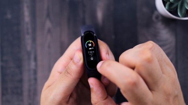 Mi Band 5 Review || شاشة عبقرية وعيب خطير смотреть онлайн