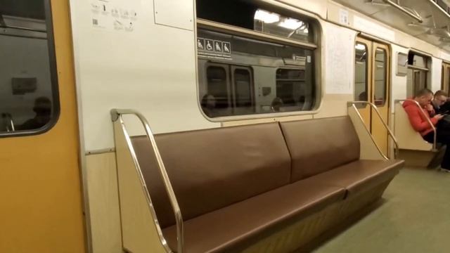 Поездка на 81-717 №8816 по Замоскворецкой линии от Ховрино до Беломорской. смотреть онлайн