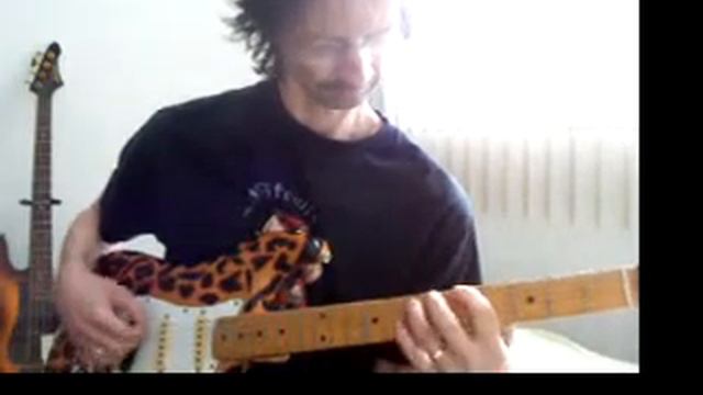 face rippin' Strat смотреть онлайн