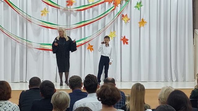 Вместе весело шагать по просторам -Борис К. смотреть онлайн