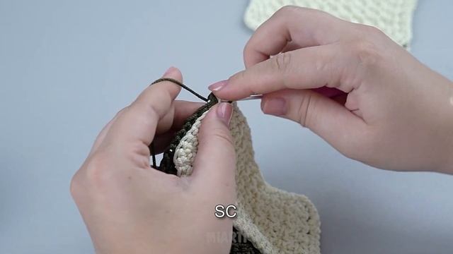 A cute and beautiful crochet wallet easily for beginners! смотреть онлайн