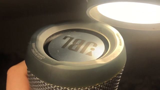 JBL flip essential bass смотреть онлайн