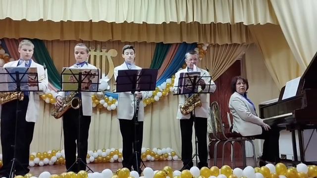 м.Гайсин Ансамбль саксофоністів, кер. Бондар М.Д. М.Леонтович Щедрик, Д.Кралич "Нічним Белградом" смотреть онлайн