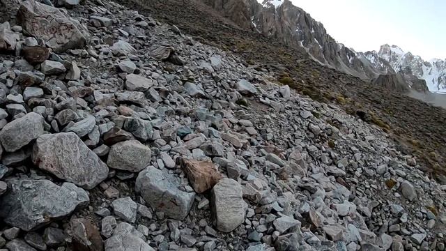 Рацека. Пик Учитель 4543. Ала-Арча, Кыргызстан смотреть онлайн