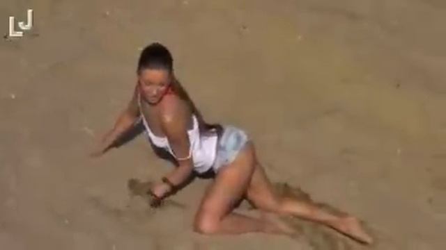 Hot Girl With Baseball Bat - Poppen Cam - Work Hard - Play Hard смотреть онлайн