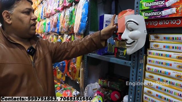 होली का अब तक का सबसे धमाकेदार विडियो | Cheapest Holi Items Wholesale Market In Delhi | Holi Market