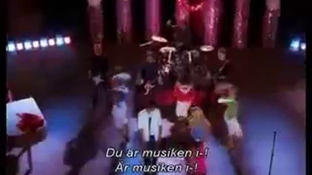 High.School.Musical.2 (You Are The Music In Me (Sharpay Vers смотреть онлайн