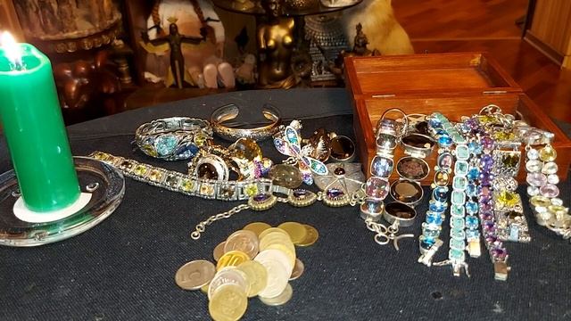 ГРУЗИНСКИЕ ДЕНЕЖНЫЕ ЗАГОВОРЫ ДЛЯ ВСЕХ ВЕДЬМИНА ИЗБА ИНГА ХОСРОЕВА смотреть онлайн
