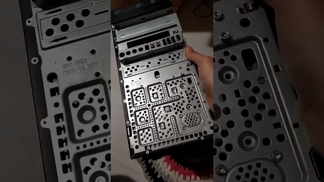 Как достать hdd из mini atx корпуса? смотреть онлайн