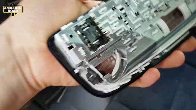 Mercedes W212 How to remove the Rear Ceiling Light / Removing Rear light on Mercedes W212 смотреть онлайн