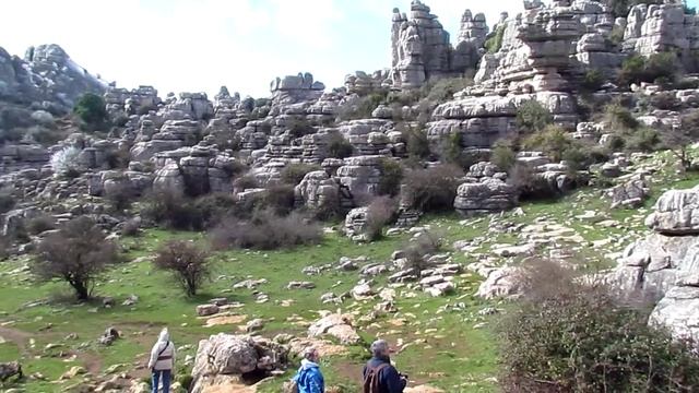 SX30KEN01560.Козлик ушел в котловине El Torcal.Ibex kid.MOV смотреть онлайн