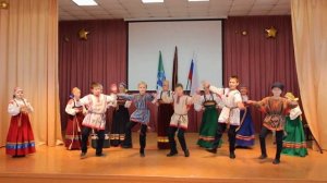 Детский фольклорный ансамбль "Карусель" (младшая группа)