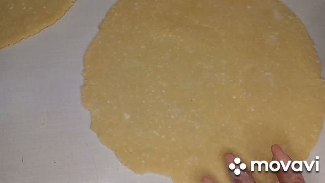 @МИНИ ПИРОЖКИ ИЗ ТВОРОЖНОГО ТЕСТА С КЛУБНИКОЙ#Валентинакороль#пирожки#творожноетесто#клубника.