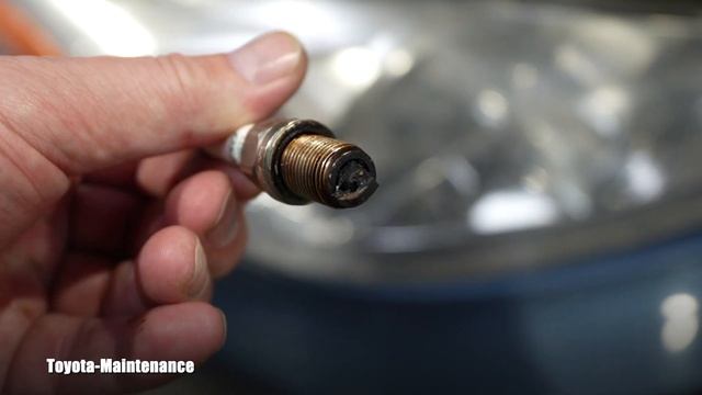 Toyota Camry V6 engine missfire, bad valve смотреть онлайн