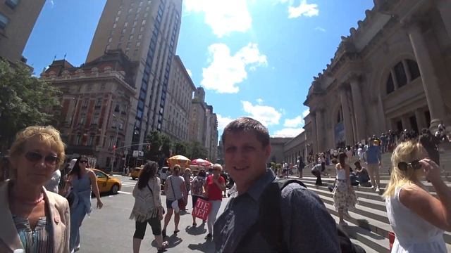 Нью Йорк. Музей Метрополитен ..Скрытая съемка смотреть онлайн