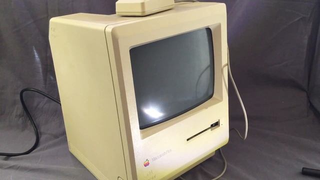 Обзор Apple Macintosh Plus смотреть онлайн