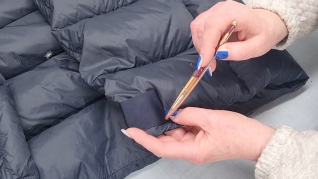 Как зашить дырку на пуховике, если прожгли сигаретой. смотреть онлайн