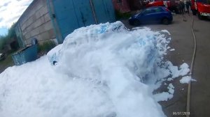 ПОЖАРНЫЕ ТУШАТ ПЕНОЙ / КРУЧЕ ЧЕМ НА АВТОМОЙКЕ / ЗАНЯТИЯ