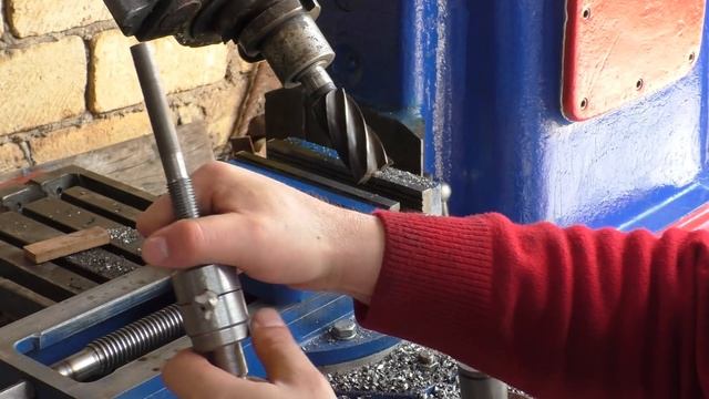 Классный метчикодержатель своими руками. Homemade DIY Tap Holder смотреть онлайн