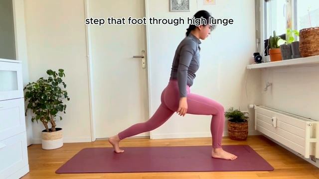 10 min Beginner Yoga | Stretch & Energise - YogiHu смотреть онлайн
