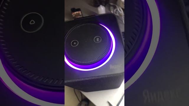 Колонка Яндекс на подписке смотреть онлайн