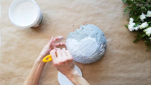 DIY Пасхальный декор своими руками / Весенний декор, кашпо / Spring decor, pots made of concrete смотреть онлайн