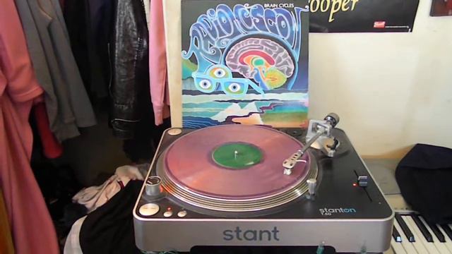 radio moscow - 250 miles смотреть онлайн