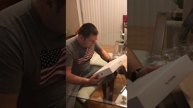 13.3-inch MacBook Pro смотреть онлайн