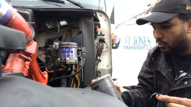 Problemas con el filtro de combustible en los motores Cummins смотреть онлайн