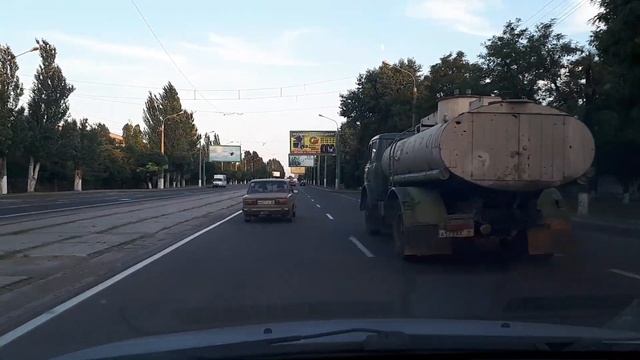 [16+] Едим на Видный Лугансксегодня Сосюра Оборонная ДКстроителей Таксопарк Автовокзал Медгородок смотреть онлайн