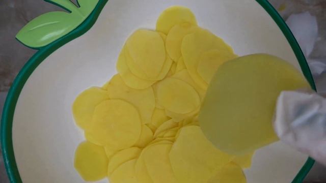 Чипсы домашние | Чипсы картофельные в домашних условиях | Рецепт домашних чипсов смотреть онлайн