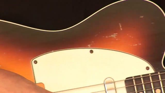 2009 Fender Custom Shop Relic Tele Custom смотреть онлайн