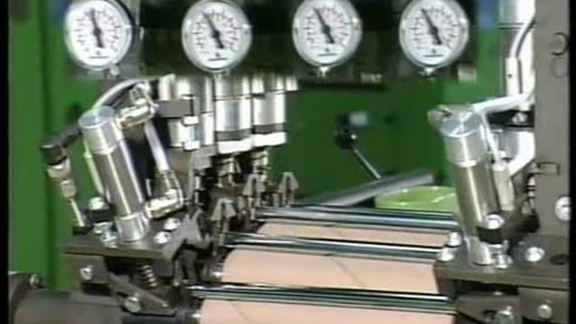 Вытяжной прибор ленточной машины HSR 1000 фирмы Trutzschler смотреть онлайн