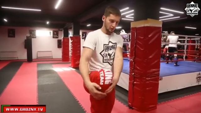 Чеченские кикбоксеры показали очень хороший результат на Первенстве мира в Италии смотреть онлайн