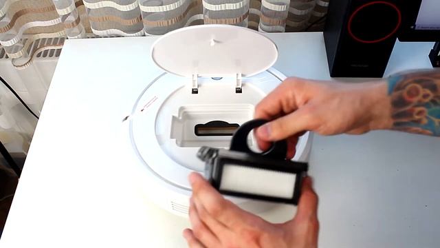 Распаковка Робота Пылесоса KitFort KT - 531 смотреть онлайн